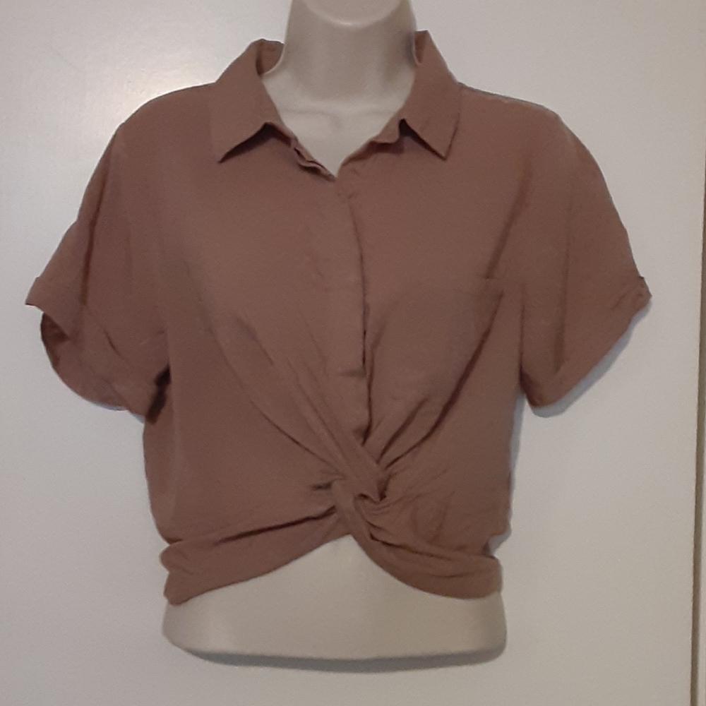 Forever 21 cropped tan blouse